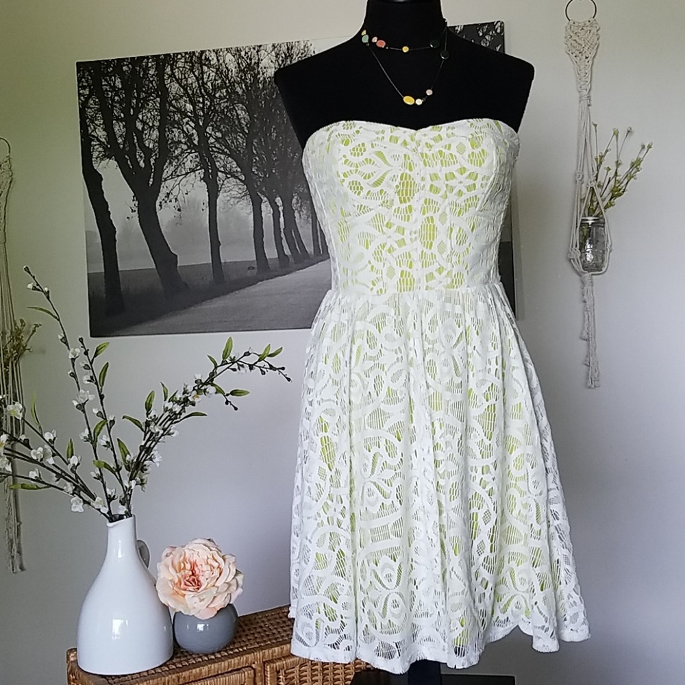 Guess Chartreuse and lace strapless dress